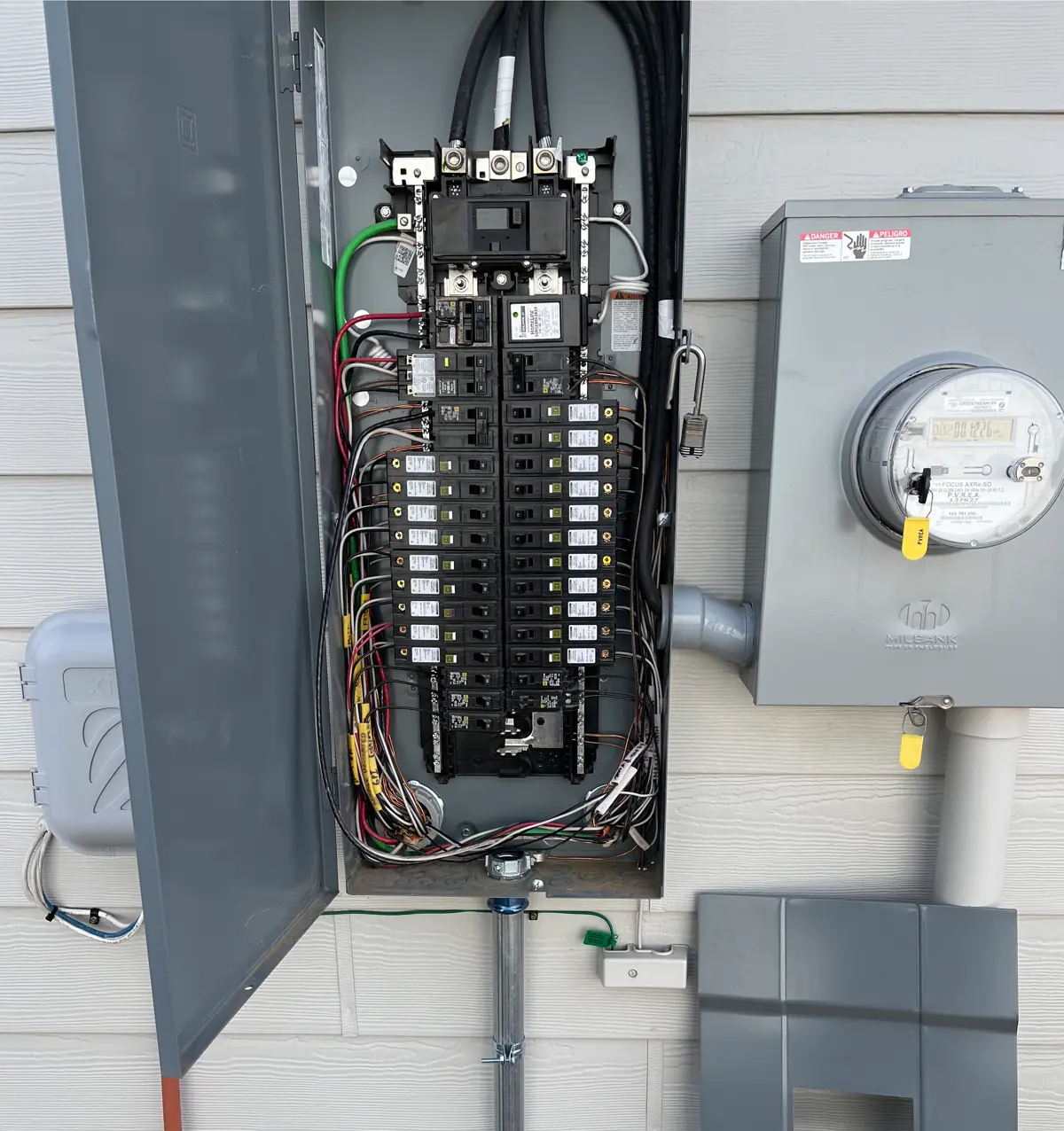 Electrical Panel Size Guide: How to Calculate What You Need